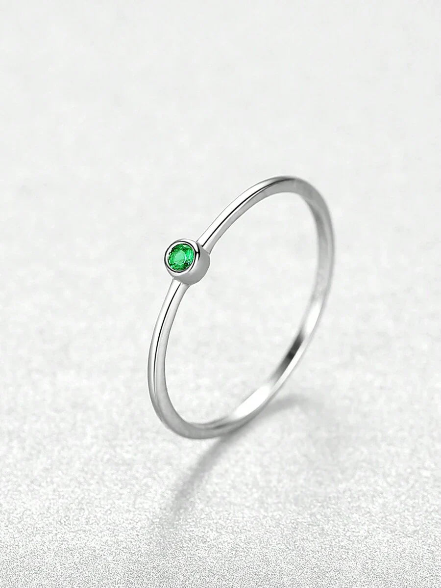 Verde Aura Ring – Handmade 925 Sterling Silver with Green Gemstone