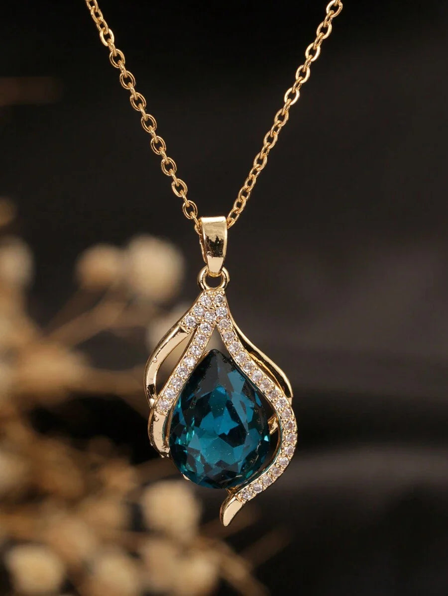 Azura Teardrop Necklace
